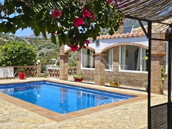 Villa en venta en Nerja (Málaga)