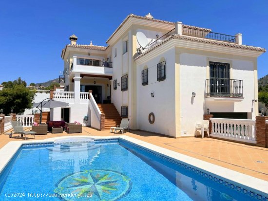 Villa en venta en Frigiliana (Málaga)