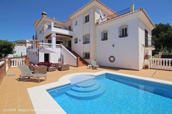 Villa en venta en Frigiliana (Málaga)