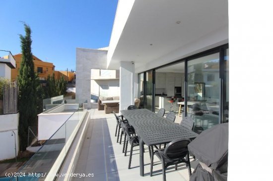Villa en venta en Fuengirola (Málaga)