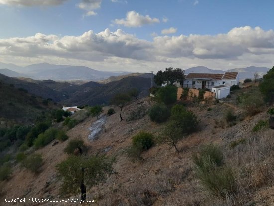 Villa en venta en Almogía (Málaga)