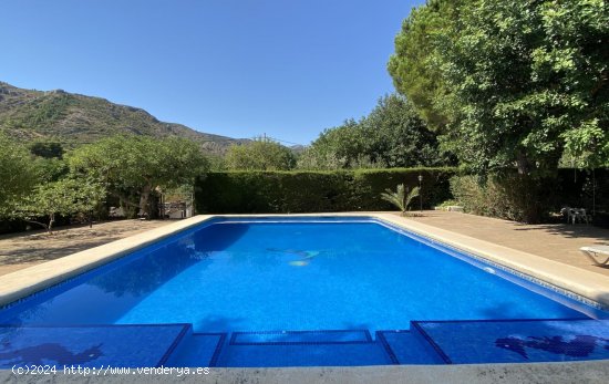 Villa en venta en Pedreguer (Alicante)