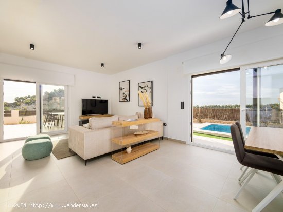 Villa en venta a estrenar en Finestrat (Alicante)
