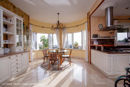 Villa en venta en Benalmádena (Málaga)