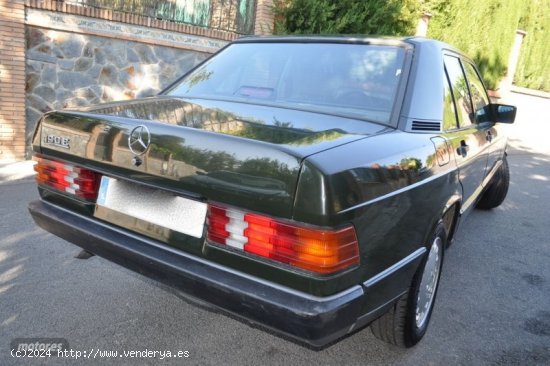 Mercedes 190 2.0 elegance klima de 1983 con 70.000 Km por 8.700 EUR. en Granada