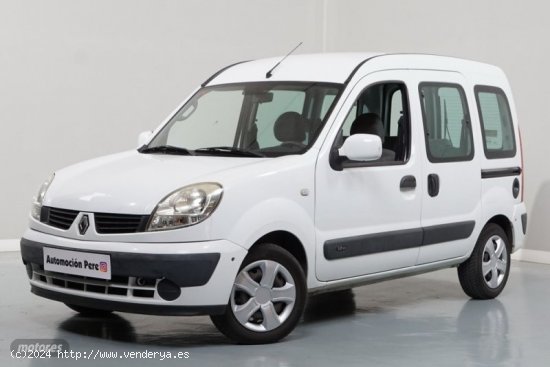 Renault Kangoo 1.2i 16V Confort Expression, en automocionpere de 2006 con 126.000 Km por 7.990 EUR. 