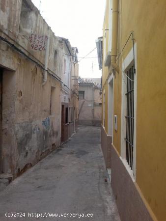 Chalet adosado en venta en Calle La Rambla, 03400, Villena (Alicante) - ALICANTE
