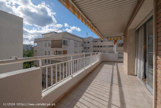 PISO DE 3 HABITACIONES EN ZONA CENTRO A 250M DE LA PLAYA - TARRAGONA