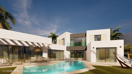 Villa de 3 dormitorios y 2 baños con vistas al Mar. Valle Romano Golf, Estepona - MALAGA