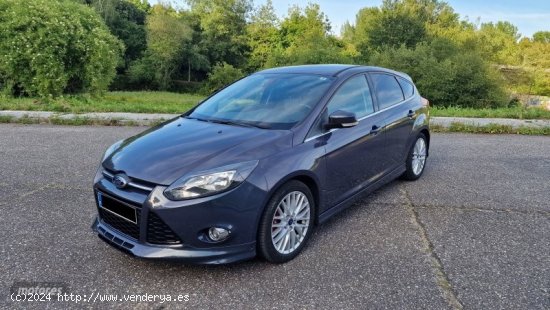 Ford Focus 1.6 TDCi 115cv Sport de 2013 con 179.000 Km por 9.000 EUR. en Pontevedra