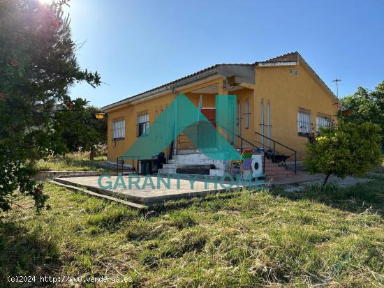  SE VENDE CASA DE CAMPO EN SIERRRA DE FUENTES - CACERES 