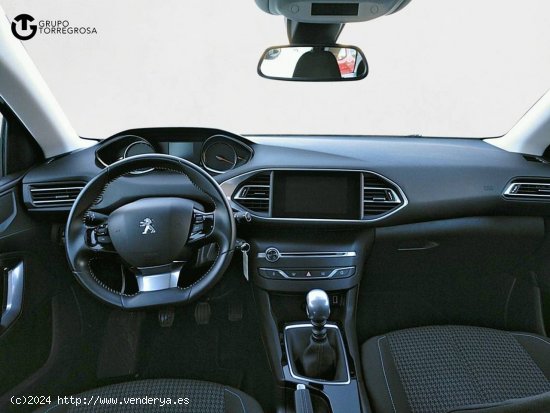 Peugeot 308  5p  BlueHDi 75KW (100CV) Access - PAMPLONA/BURLADA
