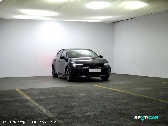 Opel Astra  1.6T Hybrid 132kW (180CV)  Auto Elegance - Granda (Siero)