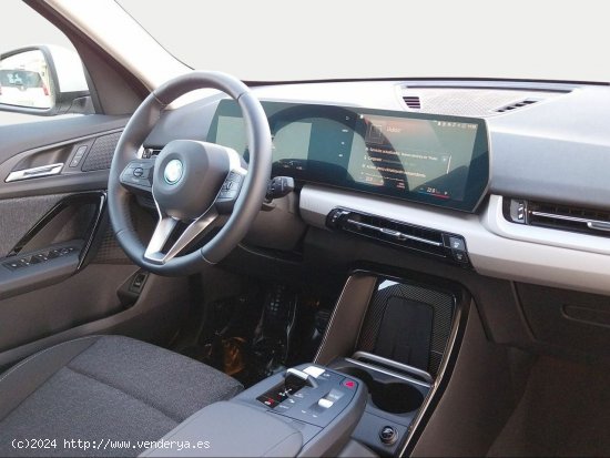 BMW iX1 xDrive30 - Sevilla