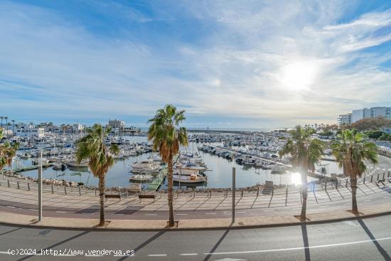  Elegante Piso en Venta con vistas al puerto en Portitxol - BALEARES 