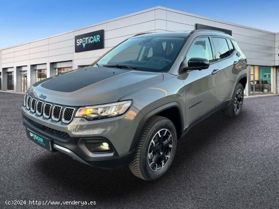  Jeep Compass Upland 4Xe 1.3 PHEV 177kW(240CV)   AT AWD - Castelló 