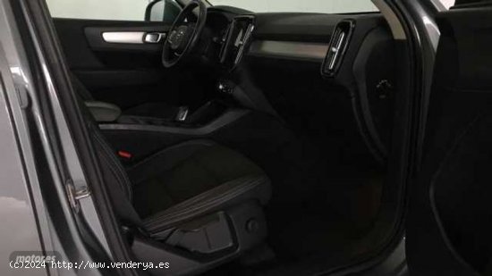 Volvo XC40 XC40 D3 AWD Momentum Automatico de 2019 con 154.800 Km por 31.500 EUR. en Almeria