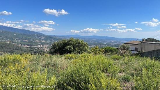 Solar muy llano con las mejores vistas del Vallès. - BARCELONA