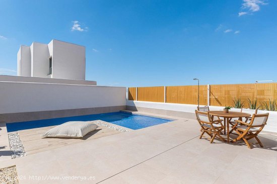 Villa en venta a estrenar en San Fulgencio (Alicante)