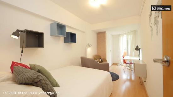  Moderno apartamento de 1 dormitorio en alquiler en Aluche - BARCELONA 
