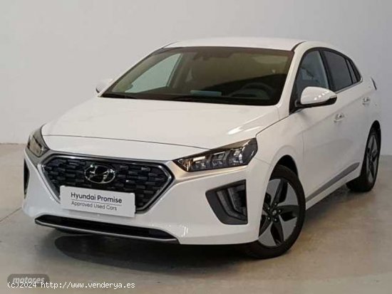 Hyundai Ioniq 1.6 GDI Tecno de 2018 con 55.000 Km por 19.500 EUR. en Valladolid 