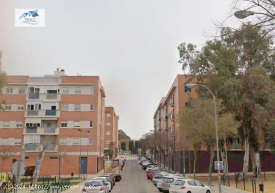 Venta Garaje en Montequinto - Dos Hermanas - SEVILLA