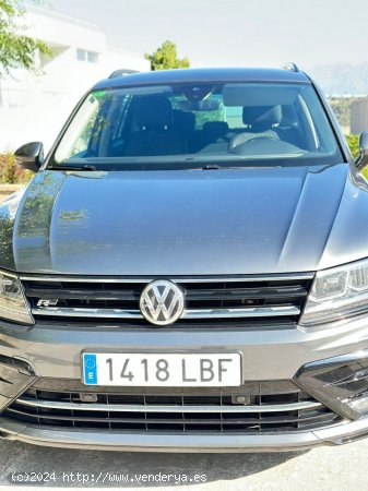 Volkswagen Tiguan R-Line 2.0 TDI 110kW (150CV) DSG de 2019 con 155.000 Km por 25.000 EUR. en Barcelo 