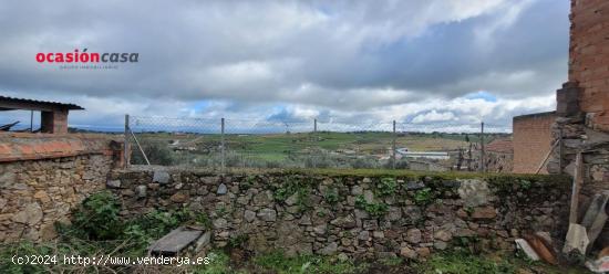 CASA CON TEJADO NUEVO EN PEDROCHE - CORDOBA