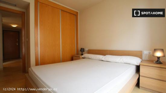 Apartamento de 2 dormitorios en alquiler en La Manga - MURCIA