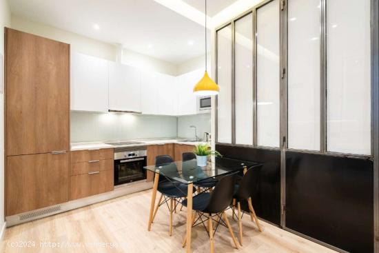  apartamento de 1 dormitorio en alquiler en Malasaña, Madrid - MADRID 