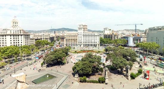 Oficina en ALQUILER en plena Plaça Catalunya, amplia y lista para trabajar (Dreta de l’Eixample) 