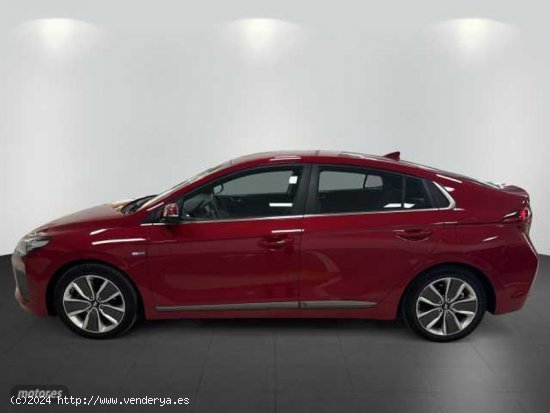  Hyundai Ioniq 1.6 GDI Tecno de 2018 con 52.090 Km por 17.950 EUR. en Navarra 
