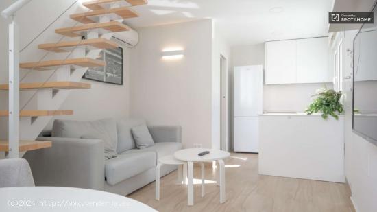  Se alquila apartamento de 1 dormitorio en Valdeacederas - MADRID 