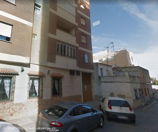 CASABANCO VENDE  PLAZA DE GARAJE EN BADAJOZ. - BADAJOZ