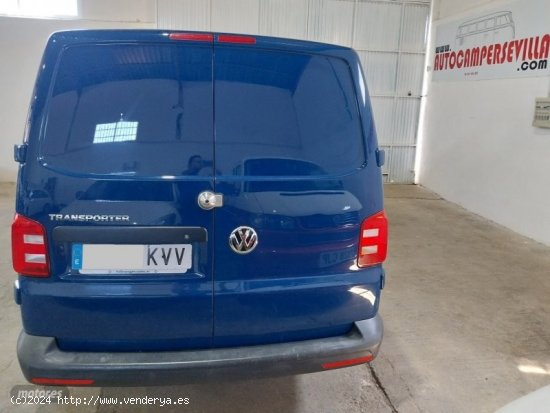 Volkswagen Transporter Furgon Largo 2.0 Tdi 150 cv de 2019 con 164.792 Km por 17.990 EUR. en Sevilla