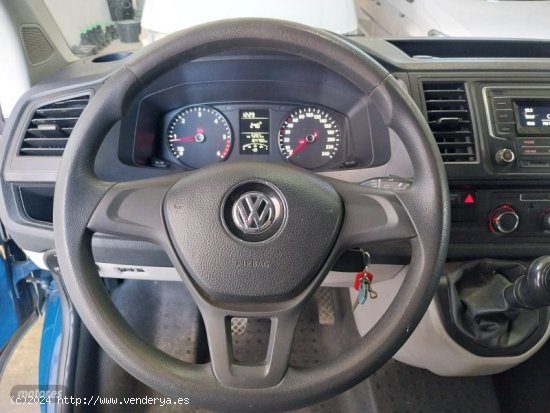 Volkswagen Transporter Furgon Largo 2.0 Tdi 150 cv de 2019 con 164.792 Km por 17.990 EUR. en Sevilla