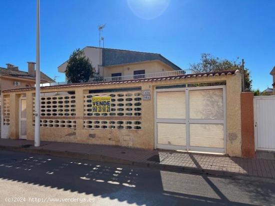  VENTA DE CHALET EN LOS NIETOS 322M2 DE PARCELA - MURCIA 