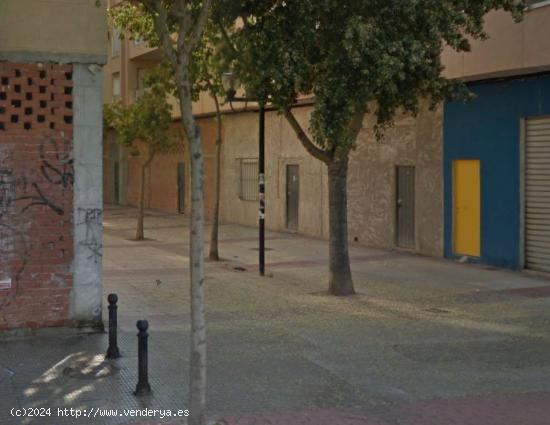  SE VENDE LOCAL EN ZARANDONA - DIAFANO - OPORTUNIDAD - MURCIA 