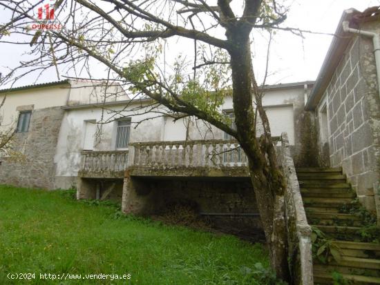 ANTIGUA CASONA DE PIEDRA CON JARDÍN PARA REFORMAR EN FERREIROS. - ORENSE