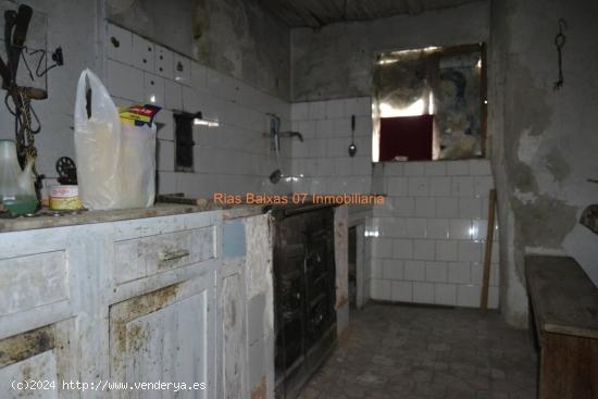 REF 2775 TRES CASAS PARA REHABILITAR CON 5588m2 TERRENO (MONDARIZ) - PONTEVEDRA