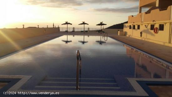 Torviscas, vivienda adosada con terraza y vistas a la gomera - SANTA CRUZ DE TENERIFE