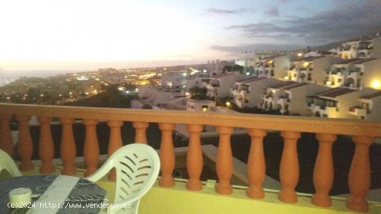 Adeje. Torviscas.. Piso 50 m2 más terraza en complejo cerrado con vistas - SANTA CRUZ DE TENERIFE