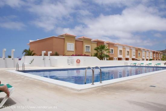  Costa Adeje  Adosado 3 habitaciones con terraza y vistas con garaje cerrado - SANTA CRUZ DE TENERIFE 