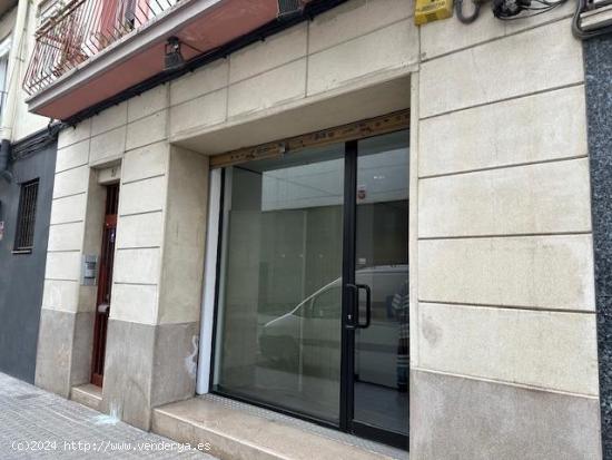 ALQUILER EN MANRESA DE DESPACHO EN PLANTA BAJA A PIE DE CALLE - BARCELONA