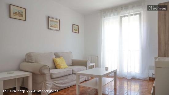  Cómodo apartamento de 2 dormitorios en alquiler en Usera - MADRID 