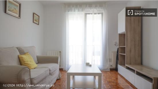 Cómodo apartamento de 2 dormitorios en alquiler en Usera - MADRID