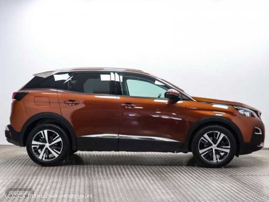 Peugeot 3008 PureTech 130 S&S Allure 96 kW (130 CV) de 2020 con 29.828 Km por 22.490 EUR. en MADRID