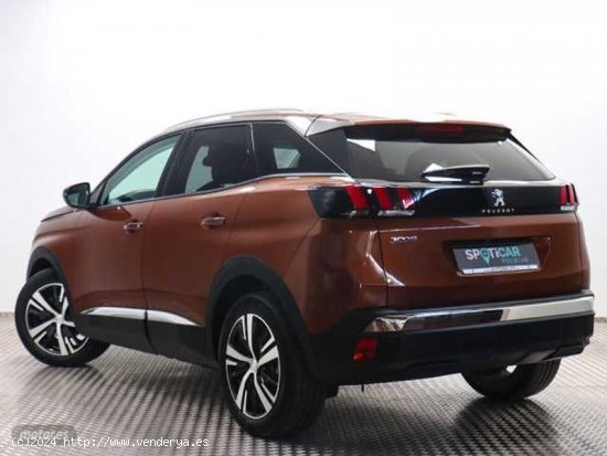 Peugeot 3008 PureTech 130 S&S Allure 96 kW (130 CV) de 2020 con 29.828 Km por 22.490 EUR. en MADRID