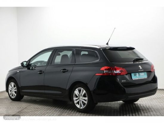 Peugeot 308 PureTech 130 S&S Style 96 kW (130 CV) de 2016 con 82.822 Km por 12.490 EUR. en MADRID