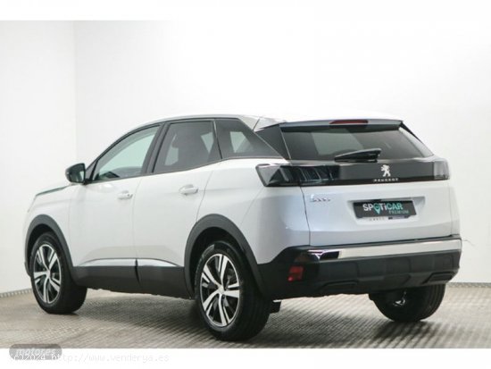 Peugeot 3008 PureTech 130 S&S Allure Pack 96 kW (130 CV) de 2023 con 8.688 Km por 29.999 EUR. en MAD